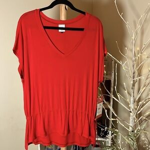 NWT Cabi M Beautiful new red short sleeve tunic with drawstring. Soft and flowy.